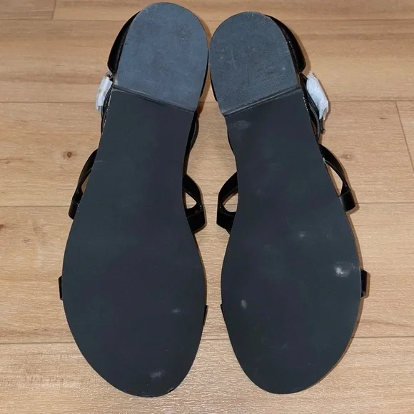 *NWOT* Steve Madden black strappy sandals - Picture 5 of 6